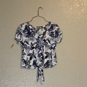 Floral tops for teens